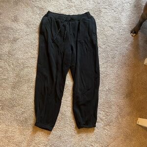 Lululemon sweats